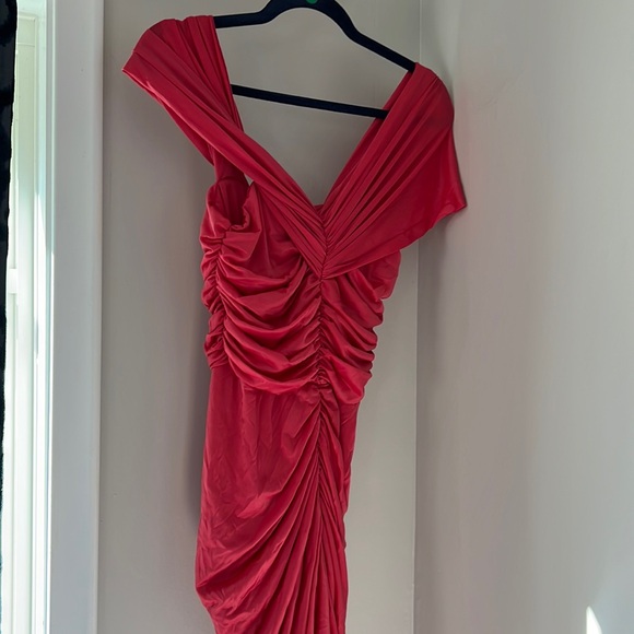 YAURA Tiara Dress pink maxi off shoulder - Picture 4 of 16
